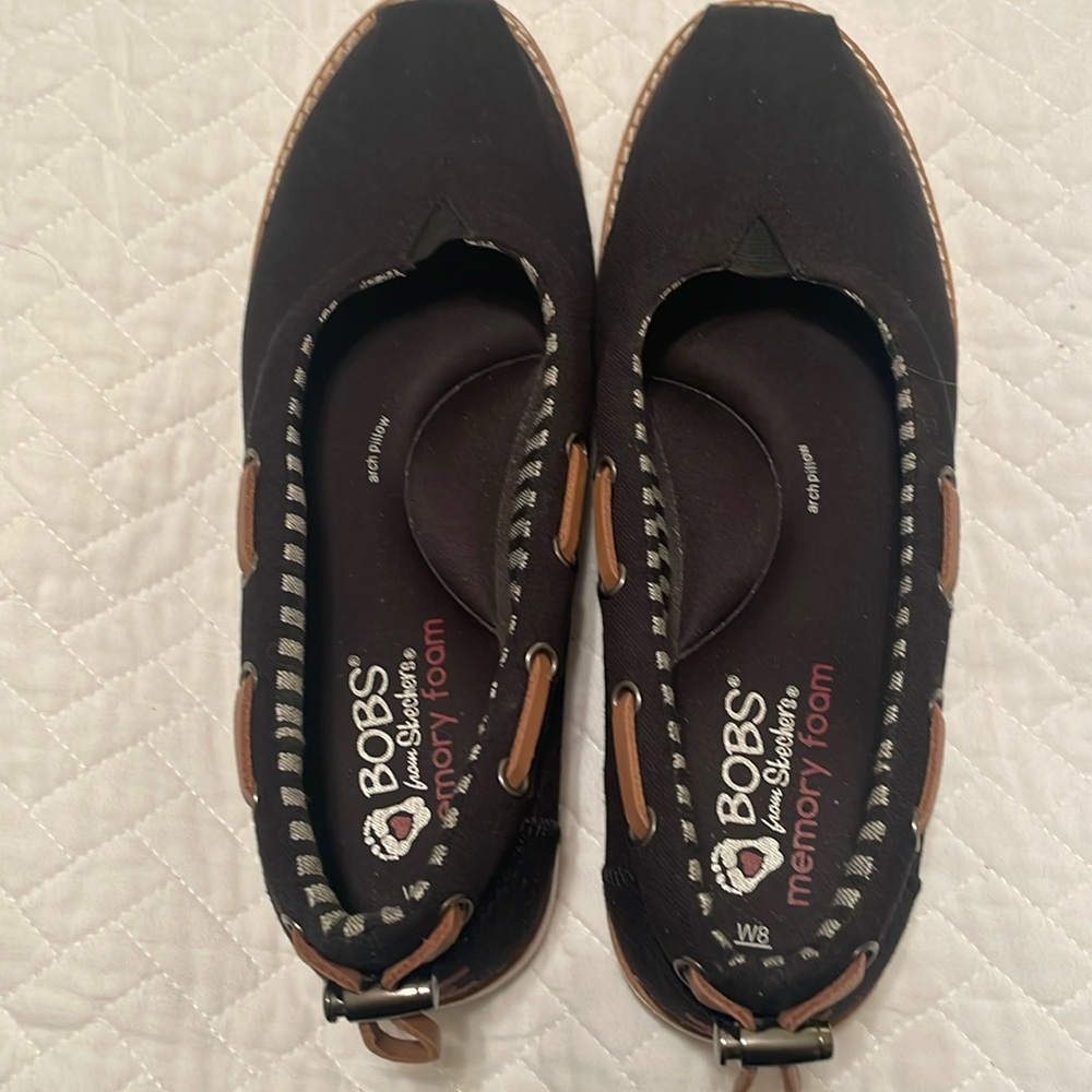 BOBS SKEECHERS  Black Canvas Shoes.